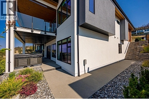 9814 Beacon Hill Crescent - Photo 54