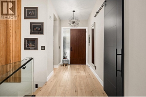 9814 Beacon Hill Crescent - Photo 6