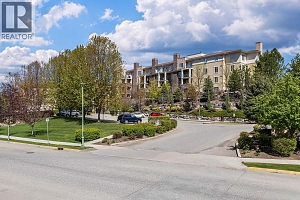 1875 Country Club Drive Unit# 1617 - Photo 31