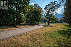 9310 Kalamalka Road - Photo 13