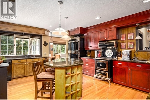 9310 Kalamalka Road - Photo 32