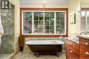 9310 Kalamalka Road - Photo 44