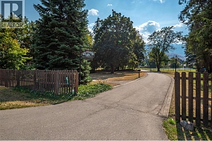 9310 Kalamalka Road - Photo 60