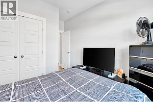 2225 Wilson Avenue - Photo 33