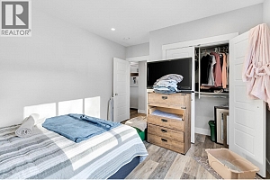 2225 Wilson Avenue - Photo 48