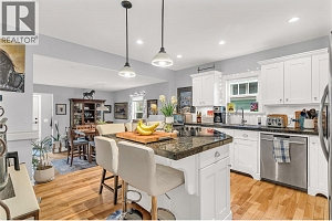 756 Stockwell Avenue - Photo 9