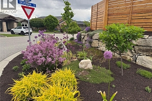 667 Devonian Avenue - Photo 36