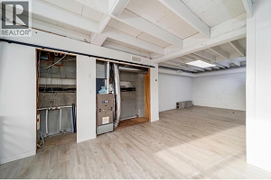 984 Laurel Avenue - Photo 33