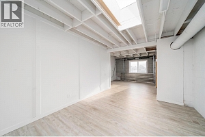 984 Laurel Avenue - Photo 34