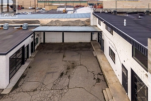 984 Laurel Avenue - Photo 42