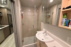 345 Dougall Road N Unit# PH14 - Photo 4