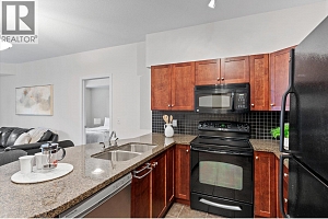 1875 Country Club Drive Unit# 1317 - Photo 6