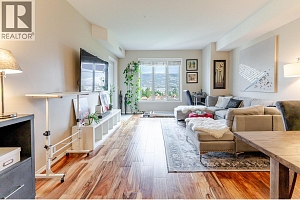 1875 Country Club Drive Unit# 1516 - Photo 2