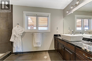 2547 Sexsmith Road - Photo 29