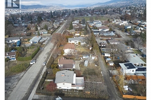 2603 18 Street - Photo 7