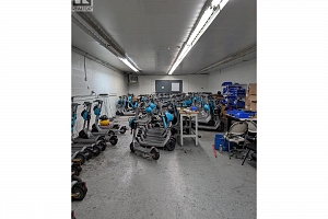 2200 18 Avenue - Photo 2