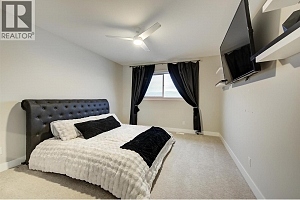 2383 Hawks Boulevard - Photo 31