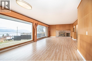 4829 Lakeshore Road - Photo 10