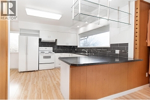 4829 Lakeshore Road - Photo 13