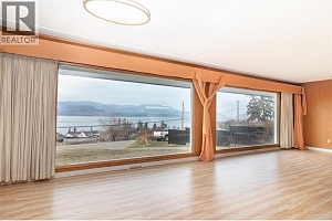 4829 Lakeshore Road - Photo 16