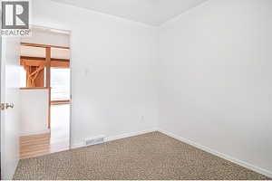 4829 Lakeshore Road - Photo 31