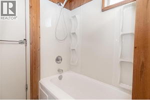 4829 Lakeshore Road - Photo 41