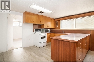 4829 Lakeshore Road - Photo 44