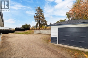 4829 Lakeshore Road - Photo 58