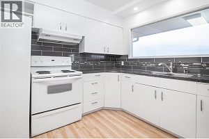 4829 Lakeshore Road - Photo 7