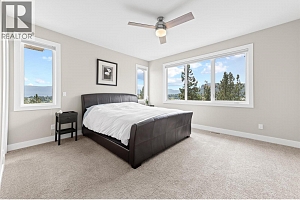 1064 Aurora Heights - Photo 16