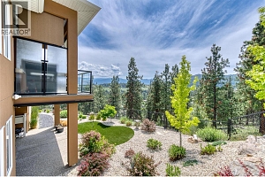 1064 Aurora Heights - Photo 29