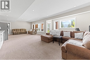 1064 Aurora Heights - Photo 34