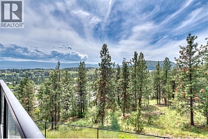 1064 Aurora Heights - Photo 43