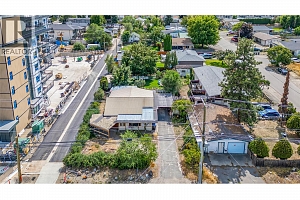 425 Leathead Road - Photo 5