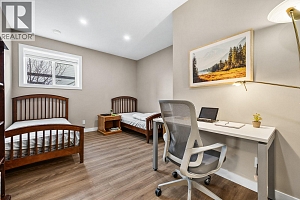 687 Acadia Street - Photo 31