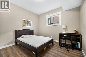 687 Acadia Street - Photo 33