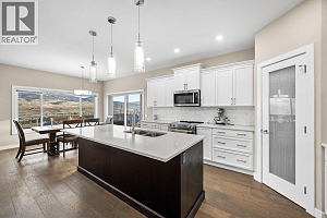 687 Acadia Street - Photo 6