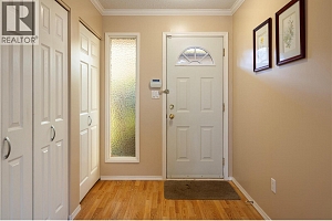 1607 45 Street - Photo 12