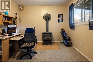 1607 45 Street - Photo 17