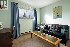 1607 45 Street - Photo 22