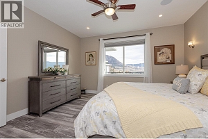 1077 Loseth Drive - Photo 28