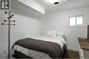 4265 Lakeshore Road - Photo 27