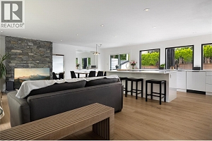 4265 Lakeshore Road - Photo 9