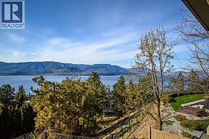 354 Quilchena Drive - Photo 17