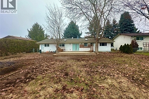 535 Hardie Road - Photo 3