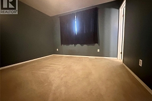 535 Hardie Road - Photo 33