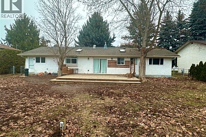 535 Hardie Road - Photo 4