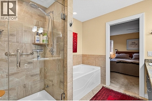 2455 Quail Ridge Boulevard Unit# 201 - Photo 18