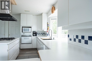 46 Farchant Way - Photo 10