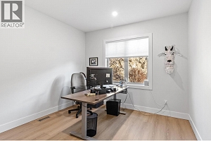 2450 Selkirk Drive Unit# 16 - Photo 8